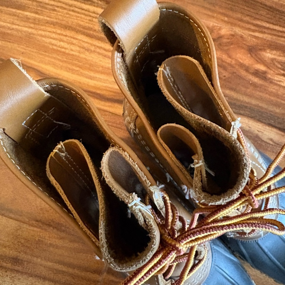 LL Bean Classic Brown Bean Boots Snow Shoes Women’s 8 Men’s 6 Lace Up Shoes - Picture 7 of 11